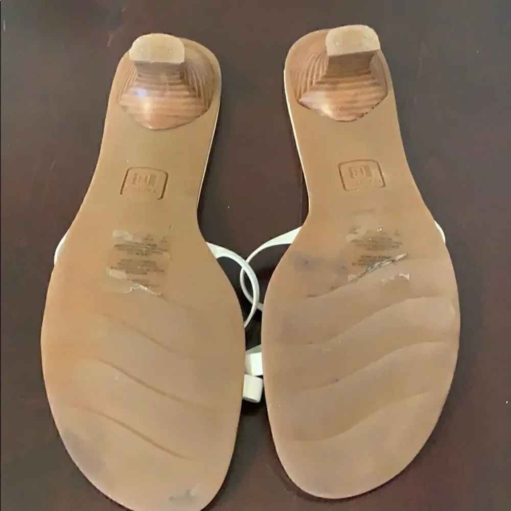 🌼🌼Reaction Kenneth Cole  sandals🌼🌼